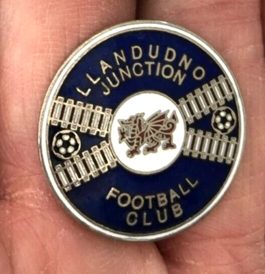 £2.49 • Buy Quality Non League Llandudno Junction Fc Crest  Enamel Pin Badge