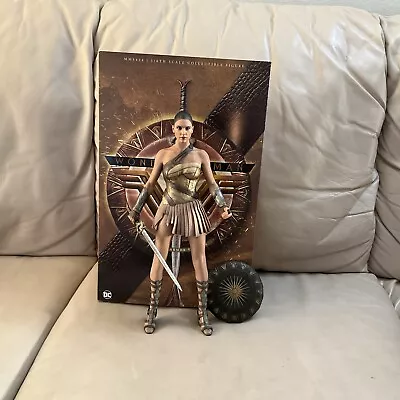 Hot Toys Wonder Woman Training Armor 1/6 Figure Used Complete Has One Issue • $209.99