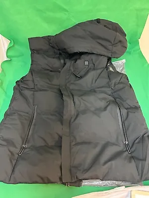 Be Warm Heated Vest With Hood Black Sz Medium (Power Bank Not Included) • $32.99