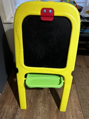 £5 • Buy Chad Valley Double Sided Easel Blackboard Whiteboard Magnetic Storage 3yrs+