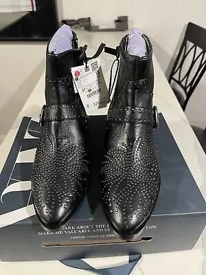 Zara Boots Western Heel Black Leather Ankle Booties Micro Studs Side Zip Sz 37 • $50
