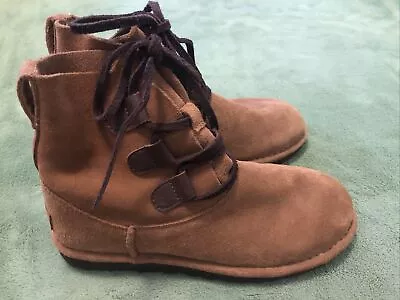 UGG Elvi Chestnut Suede Lace Up Ankle Boots Brown Leather Booties 6 EUC • $25