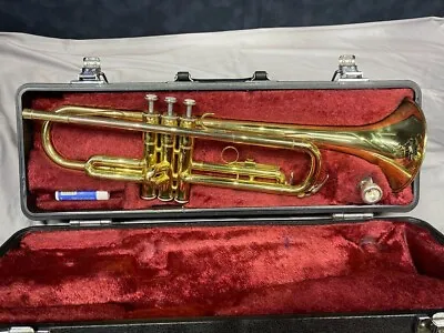 YAMAHA YTR-2321 Trumpet For Beginners Gold Brass B Flat • $232.20