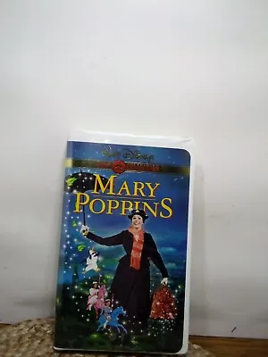 Mary Poppins (VHS 2000 Gold Collection Edition) • $9.99