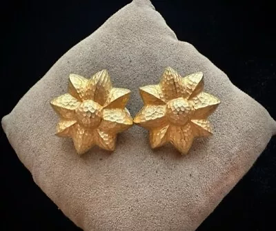 Vintage Givenchy Hammered Matte Gold Tone Sunflower Flower Clip Earrings • $95