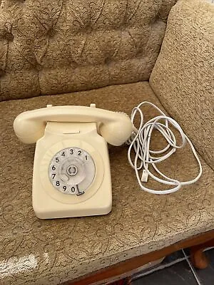 GPO BT 746 - VINTAGE TELEPHONE - Cream  Rotary Phone. • £28