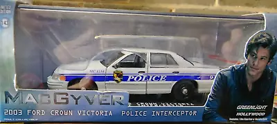 GREENLIGHT 1:43 Hollywood - MACGYVER - Ford Crown Victoria Police - Diecast Car • $35.56