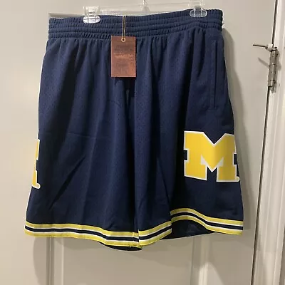 Mitchell & Ness Michigan Wolverines Fab Five 1991 Basketball Shorts Men's XL • $44.96