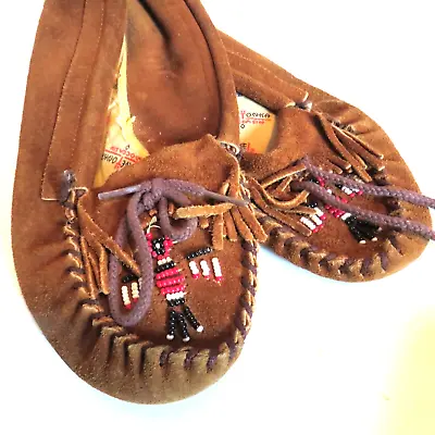 Vintage Women's Minnetonka Moccasins W Beading 7.5 Please Rd Desc • $25