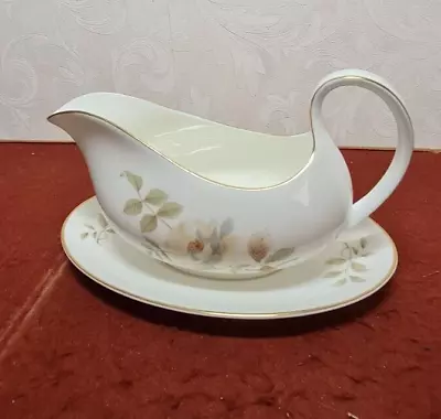 Royal Doulton Yorkshire Rose Gravy Boat • £8