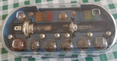 £4.99 • Buy Universal 30 Piece Emergency Car Spare Bulb & Fuse Replacement Kit