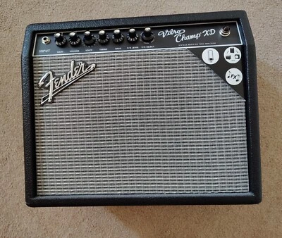 $200 • Buy Fender Vibro Champ XD 5-Watt 1x8  Guitar Combo Tube Amp