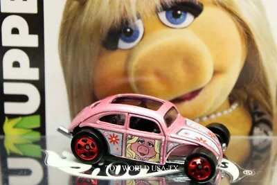 2021 Hot Wheels Disney The Muppets #3 Custom Volkswagen Beetle Miss Piggy Pink • $4.50