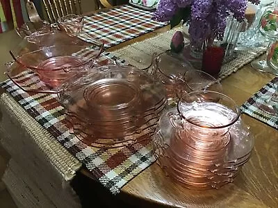 Beautiful Vintage Pink Depression 23 Pc Service For 6 Dinnerware Set • $134.99