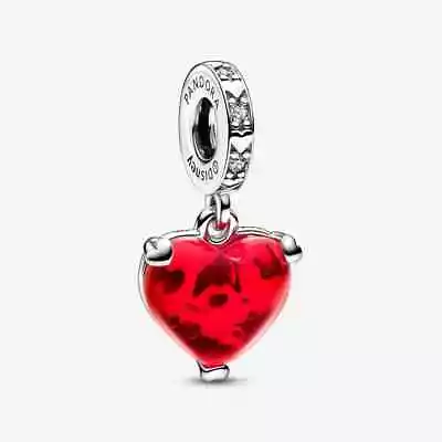 *BRAND NEW* Pandora Mickey & Minnie Mouse Kiss Red Murano Glass Charm 792522C01 • $80.75