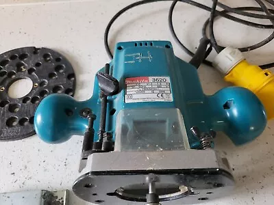 Makita Plunge Router 110v • £40