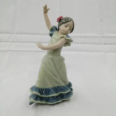 Lladro Flamenco Little Dancer • $246.08