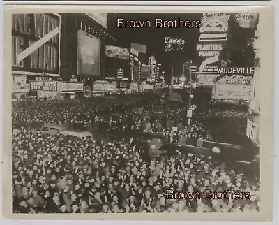 Vintage 1939 NYC New Years Eve  Gone With The Wind  Movie Marquee Photos (2pc) • $78