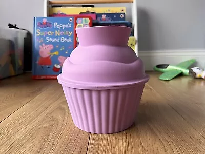 Silicone 3D Cupcake Mould • £6