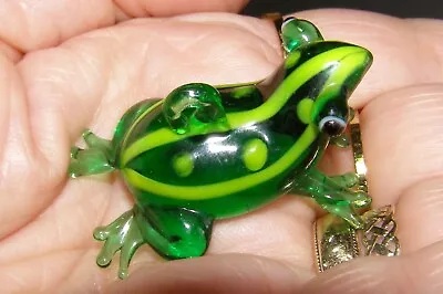 Beautiful Vintage Murano Glass Animal Green Mini Frog Super Detail  • £4.99