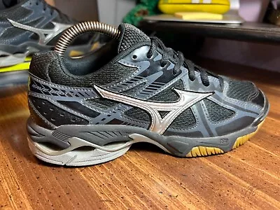 Mizuno™ ~ Wave Bolt 4 Volleyball Shoes ~ Women Sz 6.5 Medium • $22.11