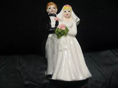 VIntage Norcrest Ceramic Bride And Groom 3  Tall Wedding Cake Decoration Topper • $9.99