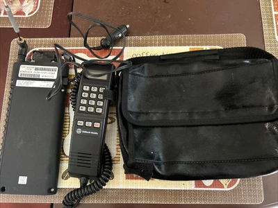 $10 • Buy Vintage Motorola SCN2453A Mobile Car Phone With Battery Antenna Bag. Read