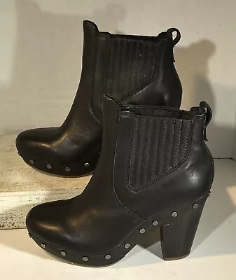 🔥 New! UGG Carberry Women’s Sz 8 Black Ankle Studded Boots Heel Slip On  $225 • $94.88