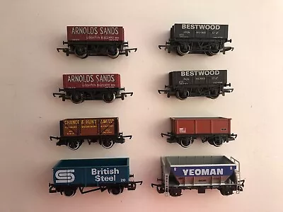 Eight Hornby Mineral Wagons Model Railway OO Gauge • £10