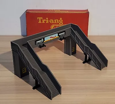 Triang R71 Footbridge Double Track - Boxed Complete VGC • £13.99