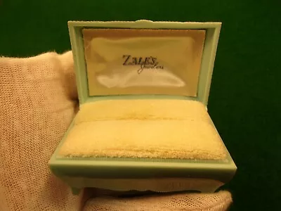 $47.99 • Buy #18 Of 20, COOL VTG MID-CENTURY ZALES JEWELRY STORE PRESENTATION CASKET RING BOX