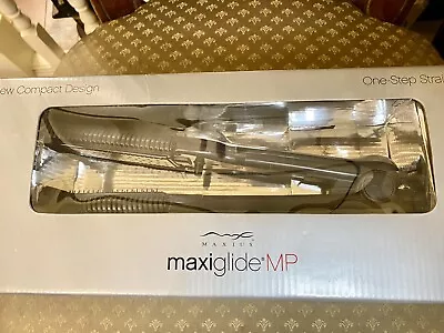 Maxius Maxiglide MP Hair Straightner - Black **BRAND NEW** • $120