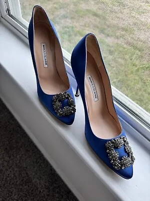 Manolo Blahnik Hangisi 40 • $500