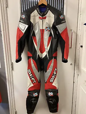 Vintage Men’s Swift Leather Motorcycle One Piece Suit Black And Red Size 38” • $124.51