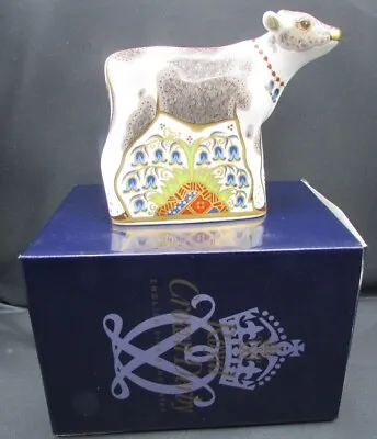 £129.99 • Buy Royal Crown Derby Paperweight Bluebell Calf With Gold Stopper MIB