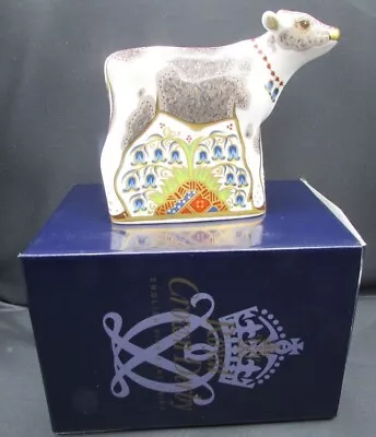 £129.99 • Buy Royal Crown Derby Paperweight Bluebell Calf With Gold Stopper MIB