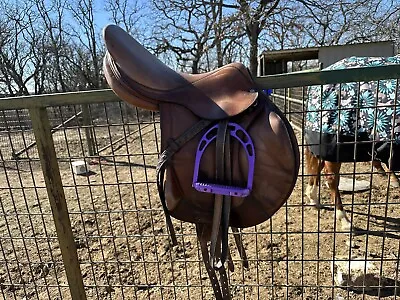 Antares Monoflap Jump Saddle 17.5in • $1100