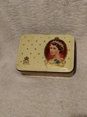 Vintage Queen Elizabeth II Coronation 1953 Souvenir Tin • £10
