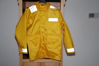 $39.95 • Buy West Marine Mens Foul Weather Lined Jacket, Yellow Nylon, Size Small, Never Worn