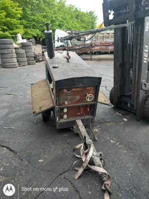 £1900 • Buy Lincoln Welding Machine Three Cylinders Perkins Engine In Good Working Order 