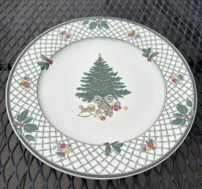 Mikasa Heritage Christmas Story Dinner Plate(s) Price Per Plate . Total (4) • $5