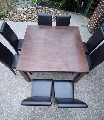 $120 • Buy Wood Veneer 8 Seater Dining Table And 8 Chairs