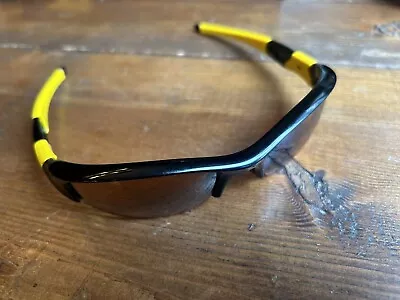 Oakley Flak Jacket Polished Black Frame VR28 Iridium Yellow Rubber Nice • $79.99