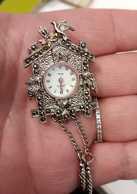 Fantastic Vintage Silvertone Cuckoo Clock Brooch Pin **NEEDS BATTERY! • $24