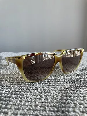 Ellen Tracy Sunglasses D35 121-1 Vintage • $29