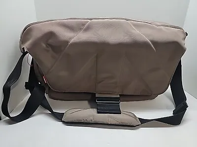 Manfrotto SM390-7BC Messenger Shoulder Bag Unica VII MB Tan • $40