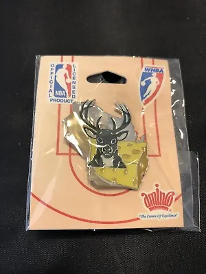MILWAUKEE BUCKS NBA Wisconsin State Cheese Buck Hat/Lapel Pin New Factory Sealed • $3.99