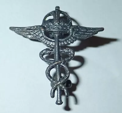 Kings Crown RAF Medical Corp Collar Badge • £9.92