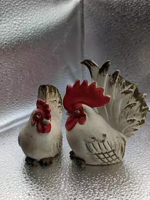Vintage Chicken/hen Rooster Salt & Pepper Shaker • $9.09