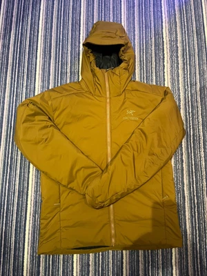 £120 • Buy Arcteryx Insulated Atom AR Hoody Men's - Relic - Large